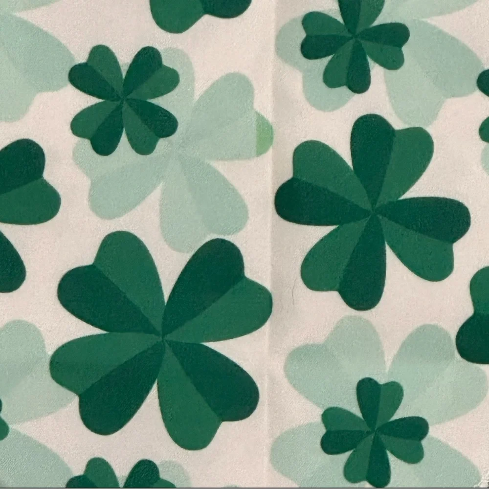 💞 New White & Green Shamrock St. Patrick’s Day Puppy Dog Pet Bandana